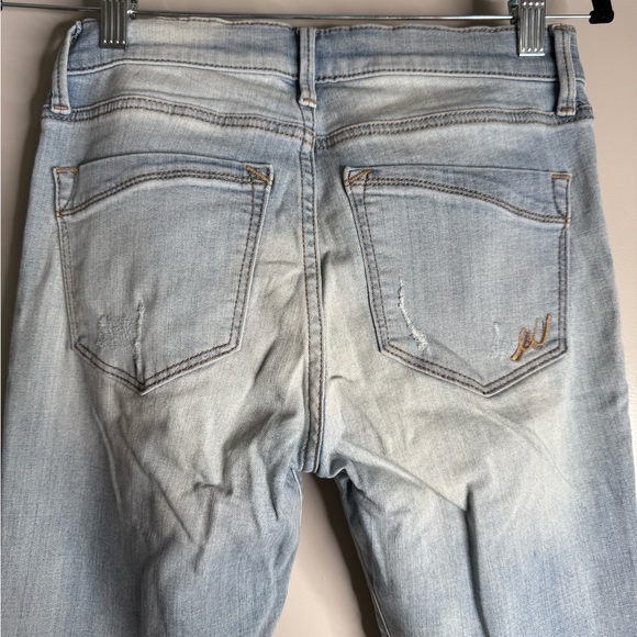 Express Women's Light Blue Distressed Jeans midrise (Size 4R) - Picture 5 of 10